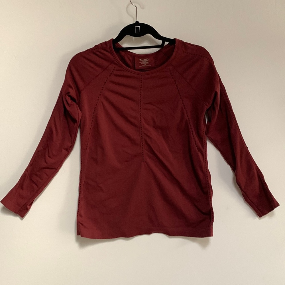 Athleta shirt size maroon size medium